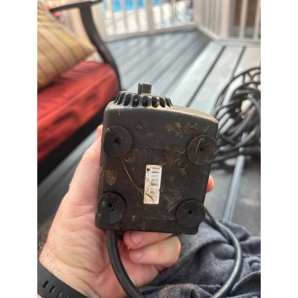Intertek 300-Gph Submersible Fountain Pump Pond Water Feature with Light Used